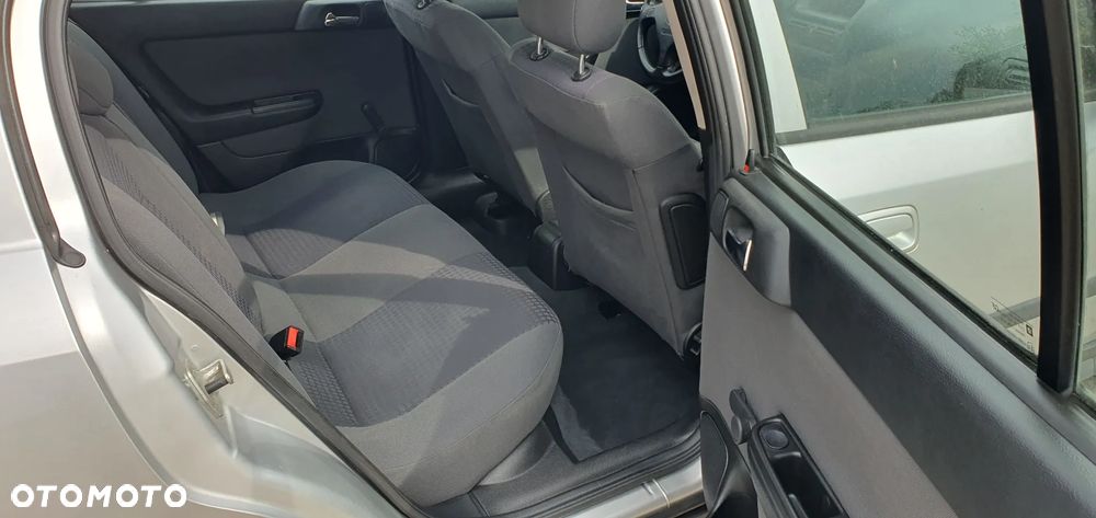 Opel Astra - 12