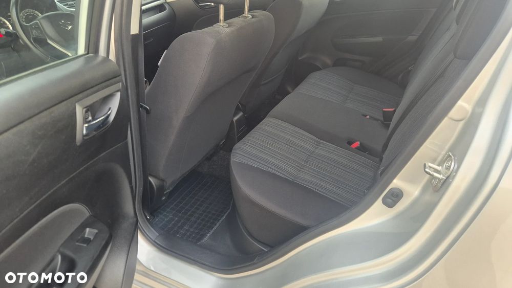 Suzuki Swift - 19