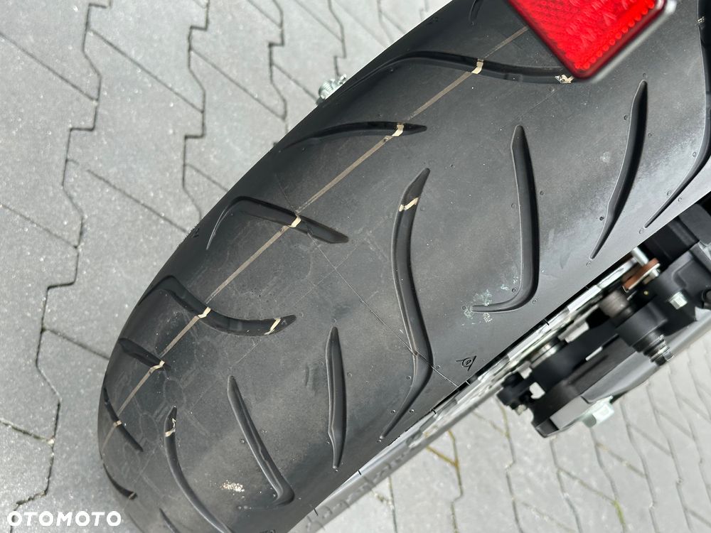 Kawasaki Versys 650 - 11