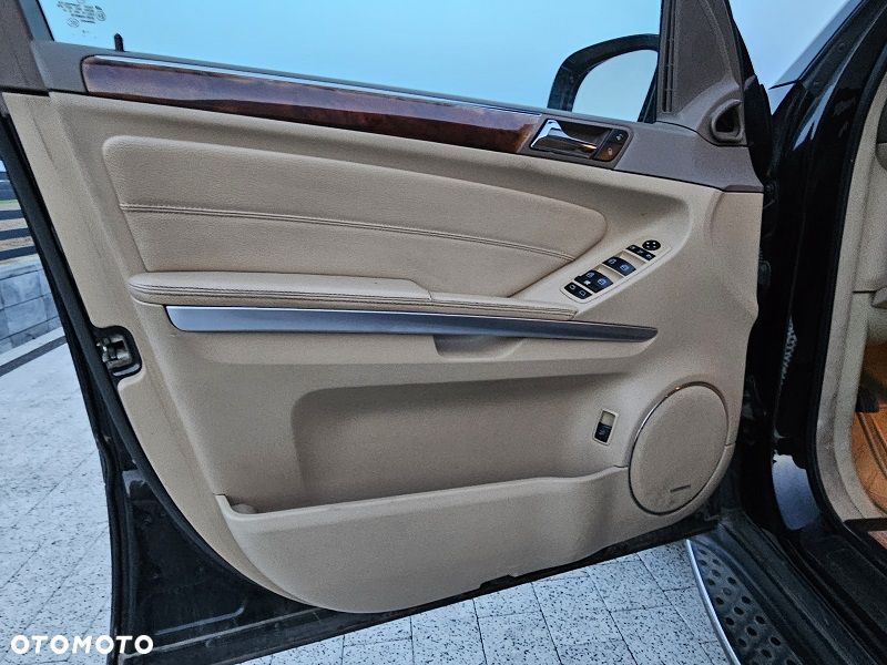 Mercedes-Benz GL 320 CDI - 22