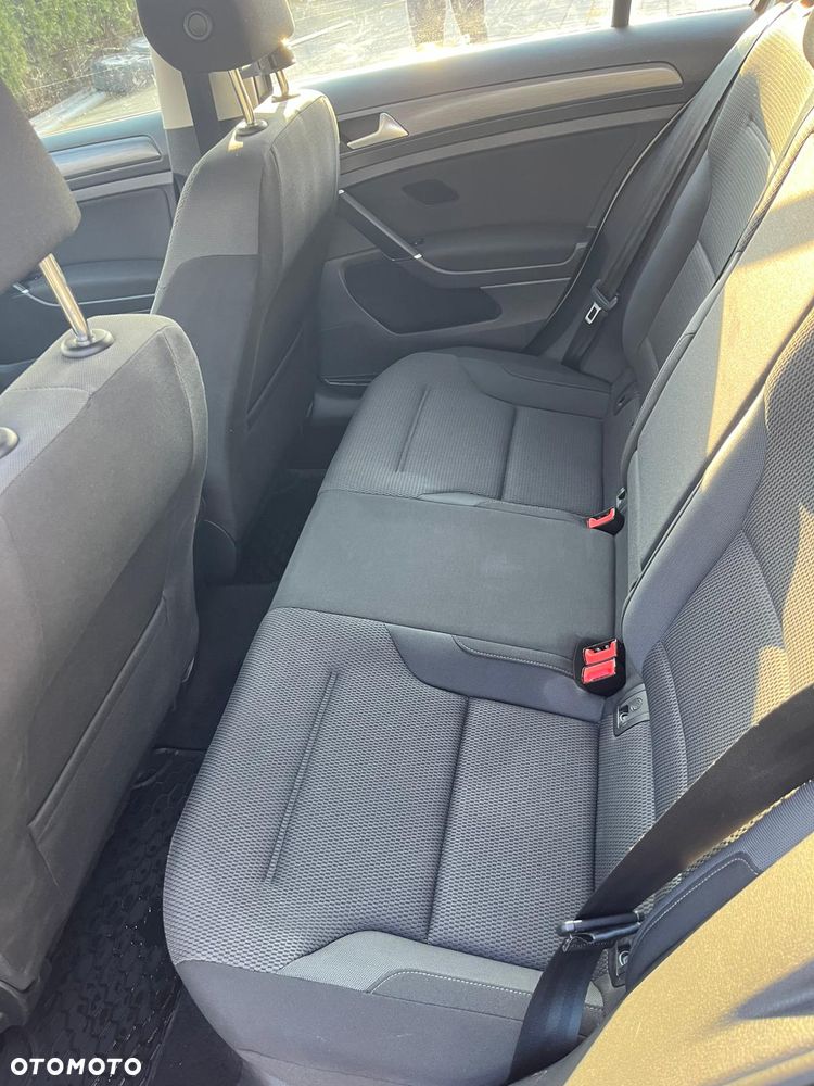 Volkswagen Golf 1.6 TDI BMT Comfortline - 9