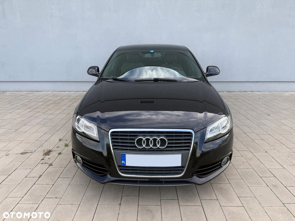 Audi A3 Sportback 2.0 TFSI S line Sportpaket - 4