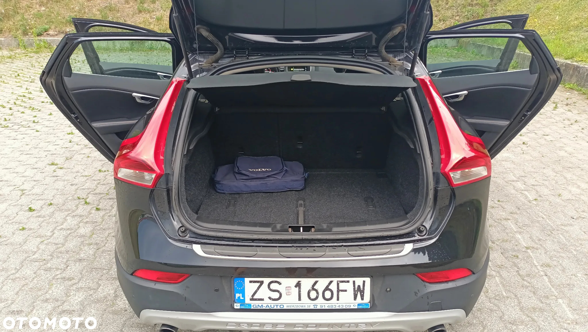 Volvo V40 T3 Drive-E Ocean Race - 12