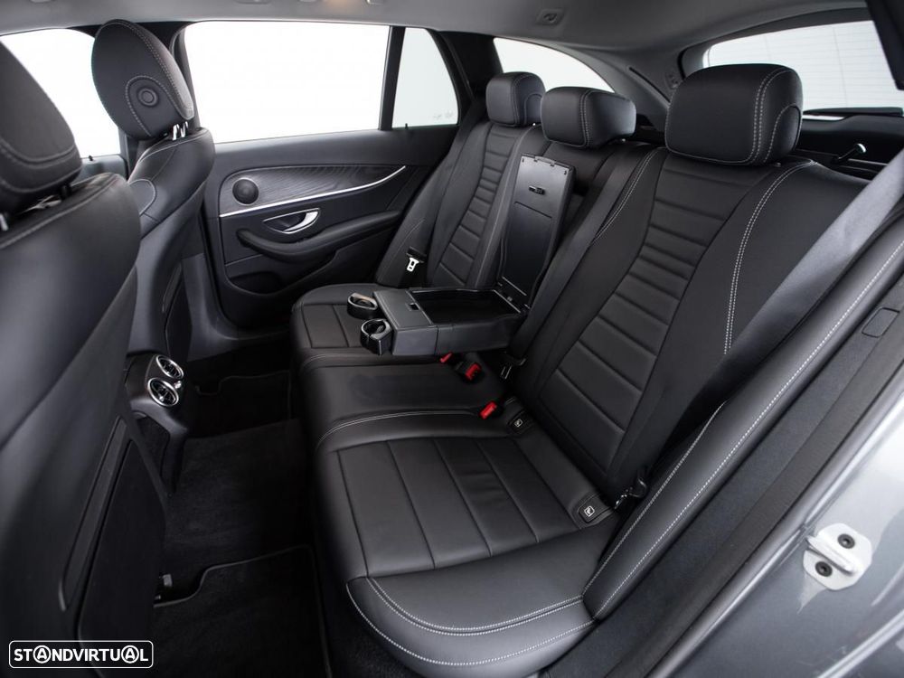 Mercedes-Benz E 300 de AMG Line - 11