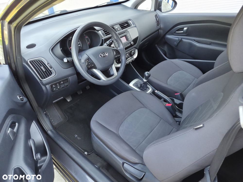 Kia Rio 1.2 Edition 7 - 17
