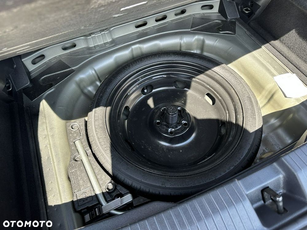 Volkswagen T-Roc 1.6 TDI SCR Style - 26