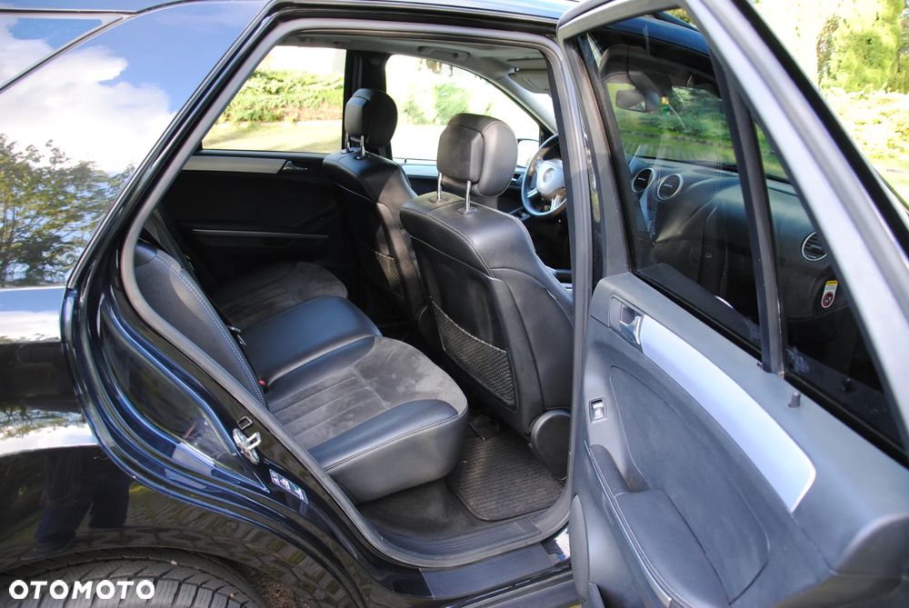 Mercedes-Benz ML - 14