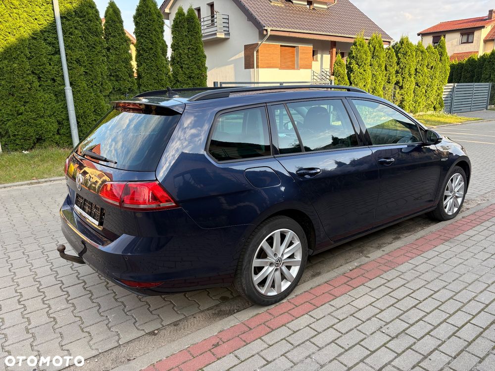 Volkswagen Golf 1.2 TSI BlueMotion Technology Cup - 4