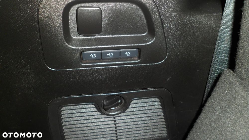 Ford S-Max - 14