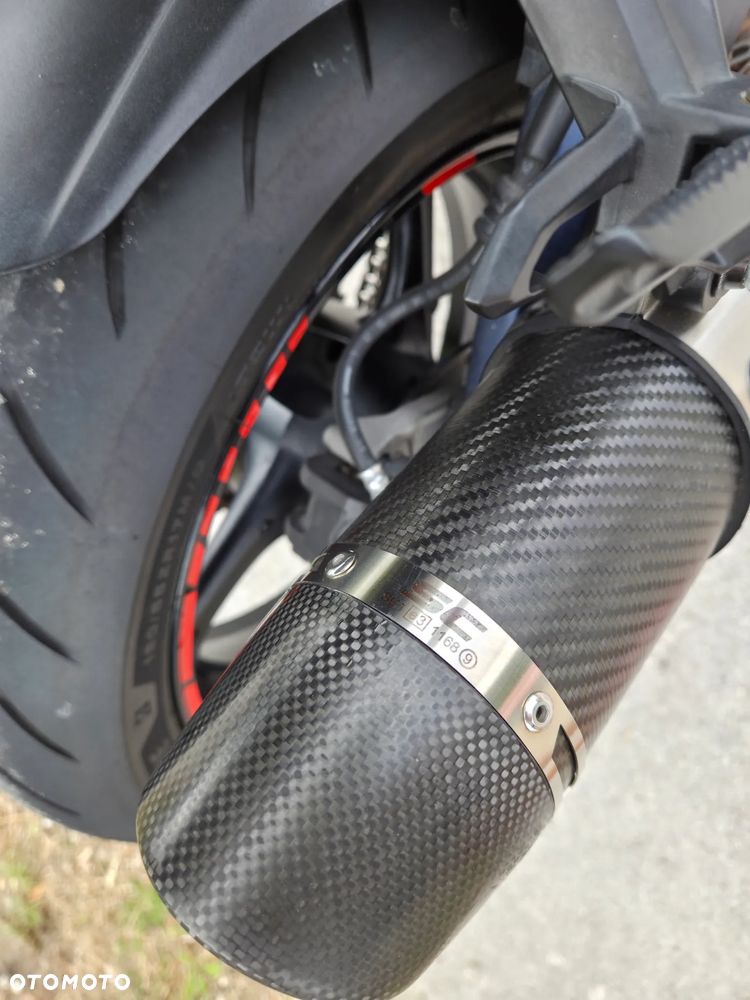 Suzuki GSX-R - 5