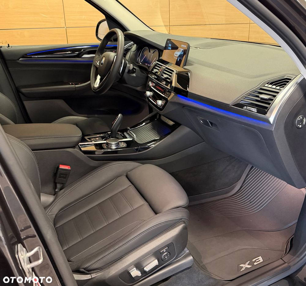 BMW X3 xDrive20d xLine - 8