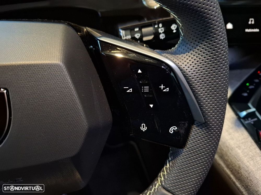 Peugeot E-5008 73 kWh GT - 24