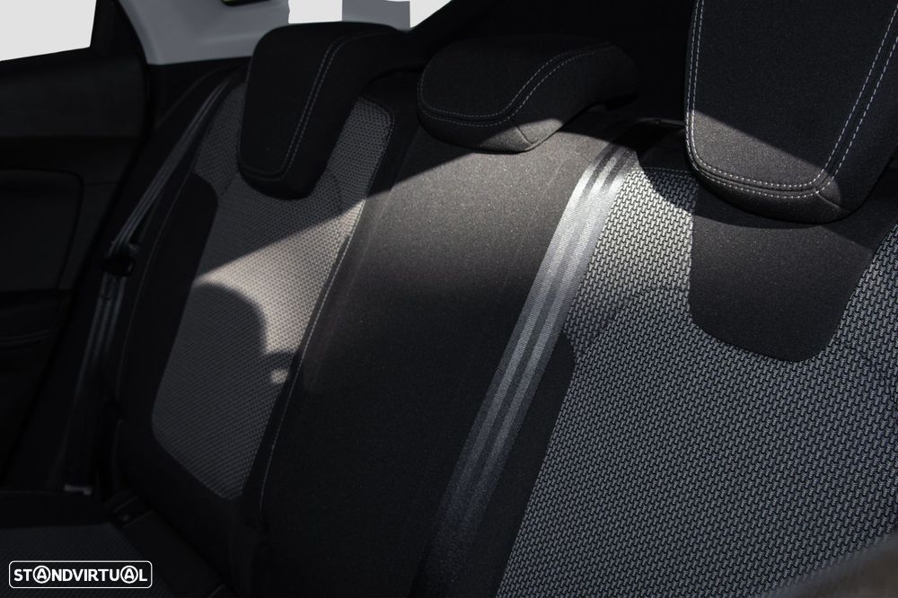 Opel Grandland 1.2 T GS Line - 36