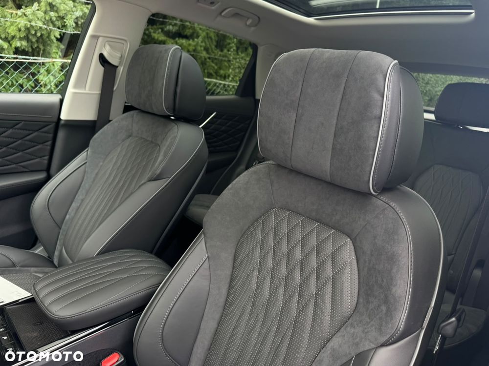 Hongqi HS5 2.0T AWD - 7