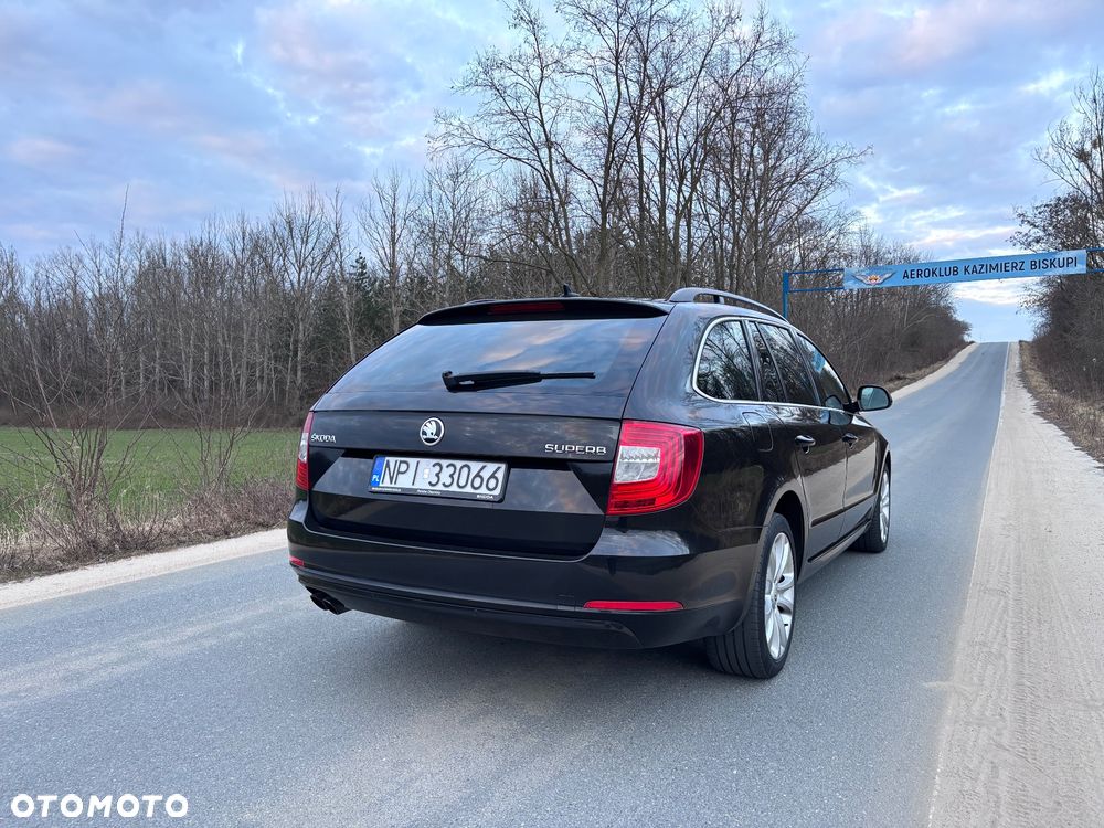 Skoda Superb 2.0 TDI Platinum - 5