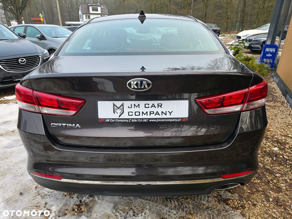 Kia Optima - 9