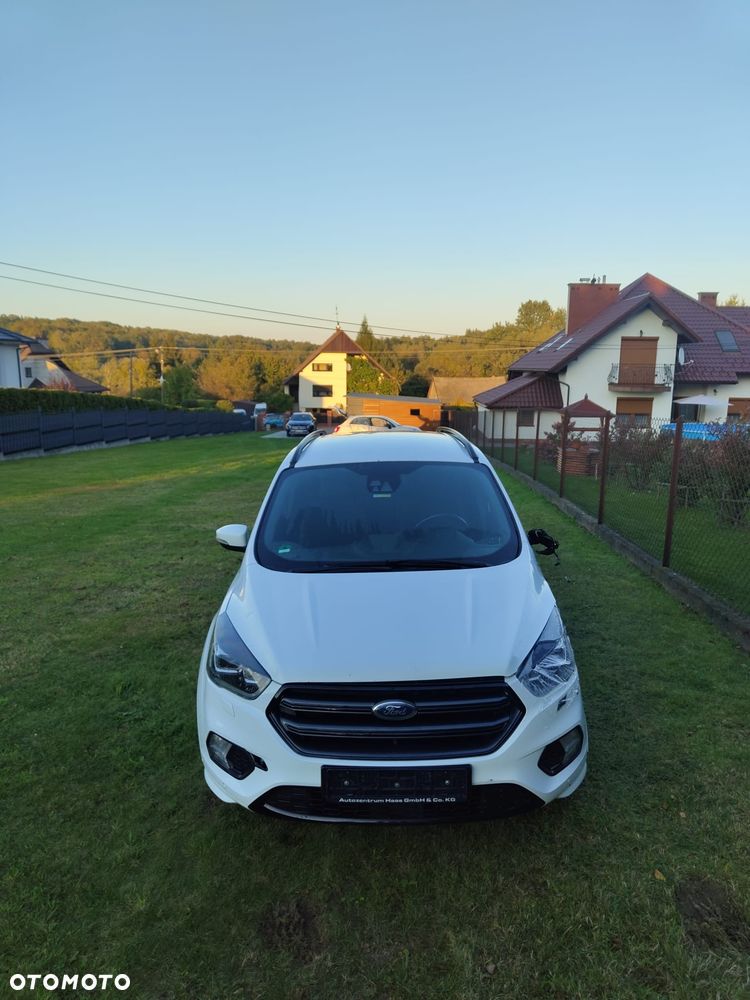 Ford Kuga 2.0 TDCi 4x4 ST-Line - 34
