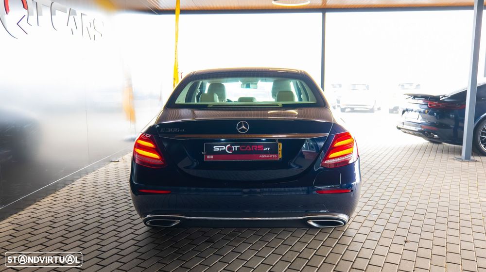 Mercedes-Benz E 300 e Exclusive Line - 8