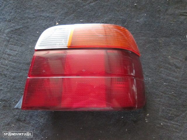 Farol Tras 8353810 BMW E36 1995 3P COMPAQ DRT YORKA - 1