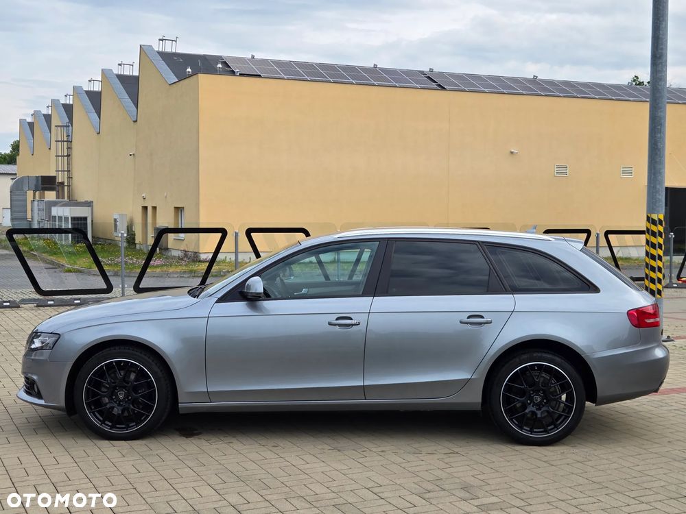 Audi A4 Avant 2.0 TDI DPF Ambiente - 2