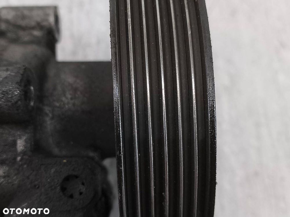 POMPA WSPOMAGANIA MAZDA 2 ( 03-07 ) 2S6C3A696DD 1.4 HDI - 5