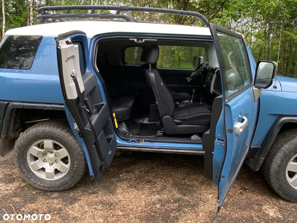 Toyota FJ 4.0 - 7