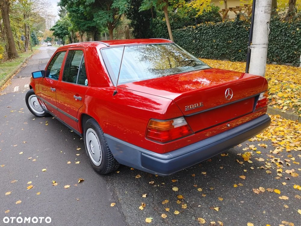 Mercedes-Benz W124 (1984-1993) - 14