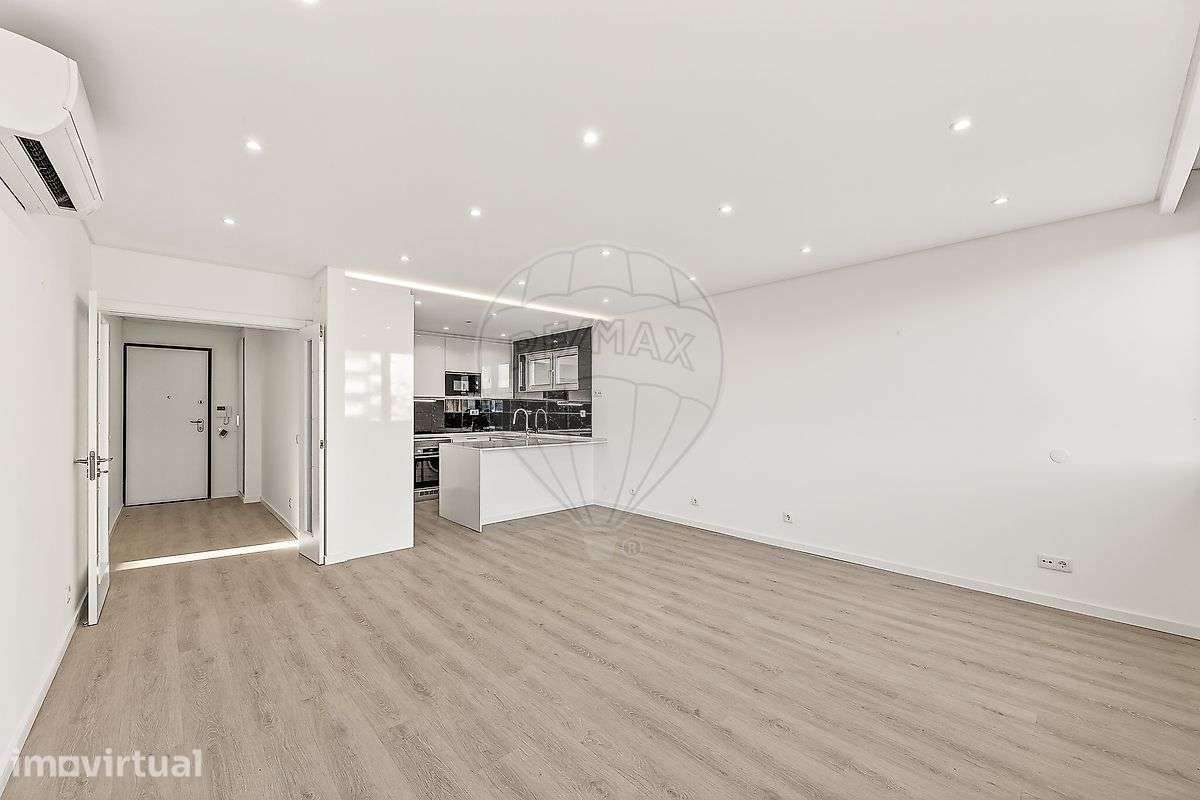 Apartamento T2 para arrendamento - Grande imagem: 2/32