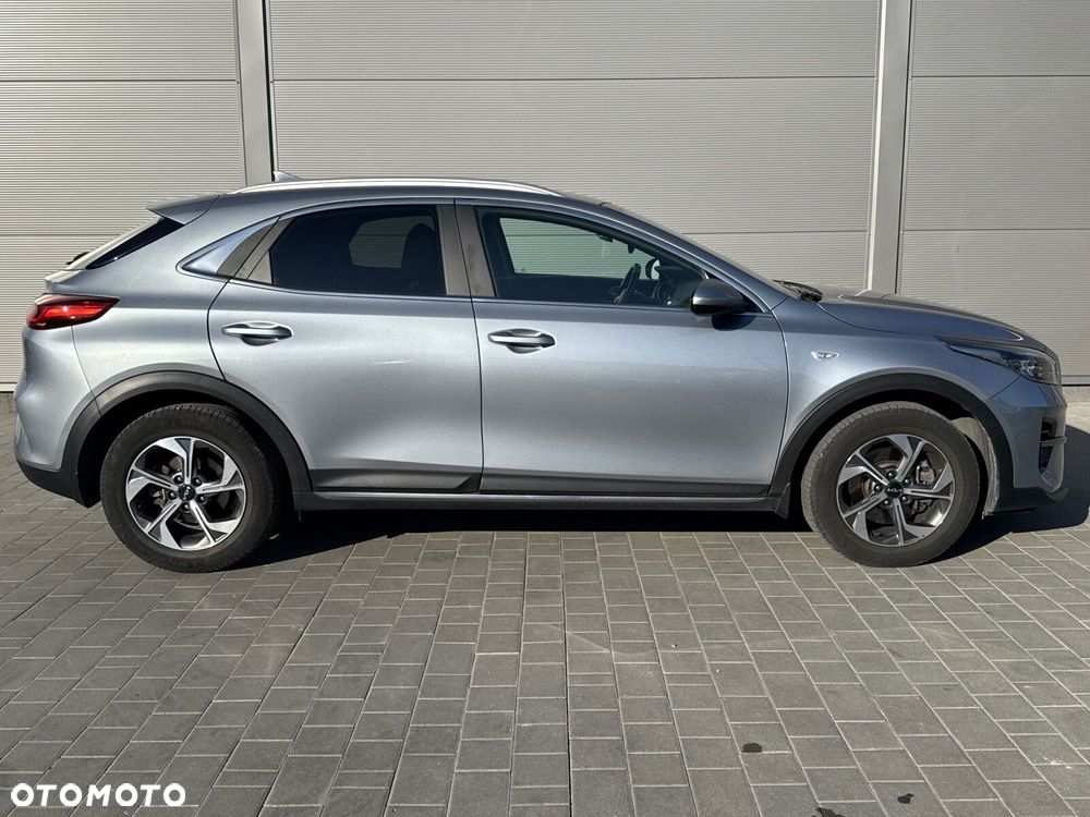 Kia XCeed 1.5 T-GDI M - 13