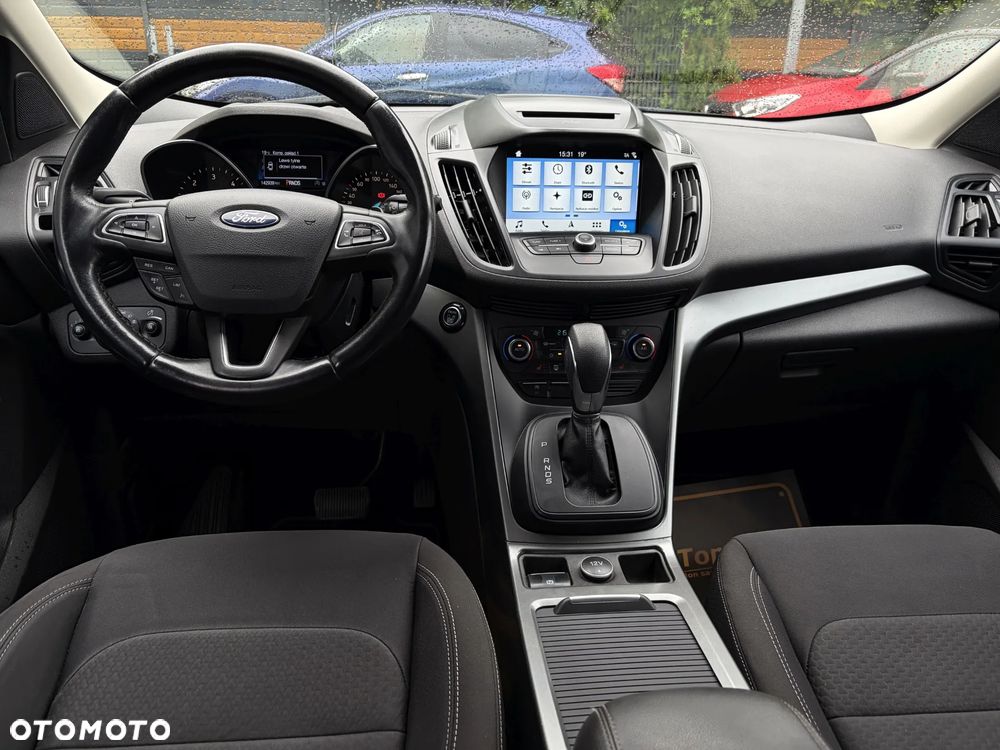 Ford Kuga 2.0 TDCi 2x4 Titanium - 34