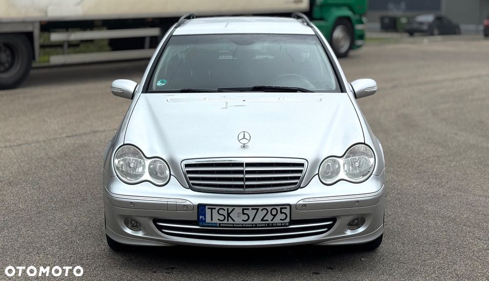 Mercedes-Benz Klasa C 180 T Kompressor Elegance - 16