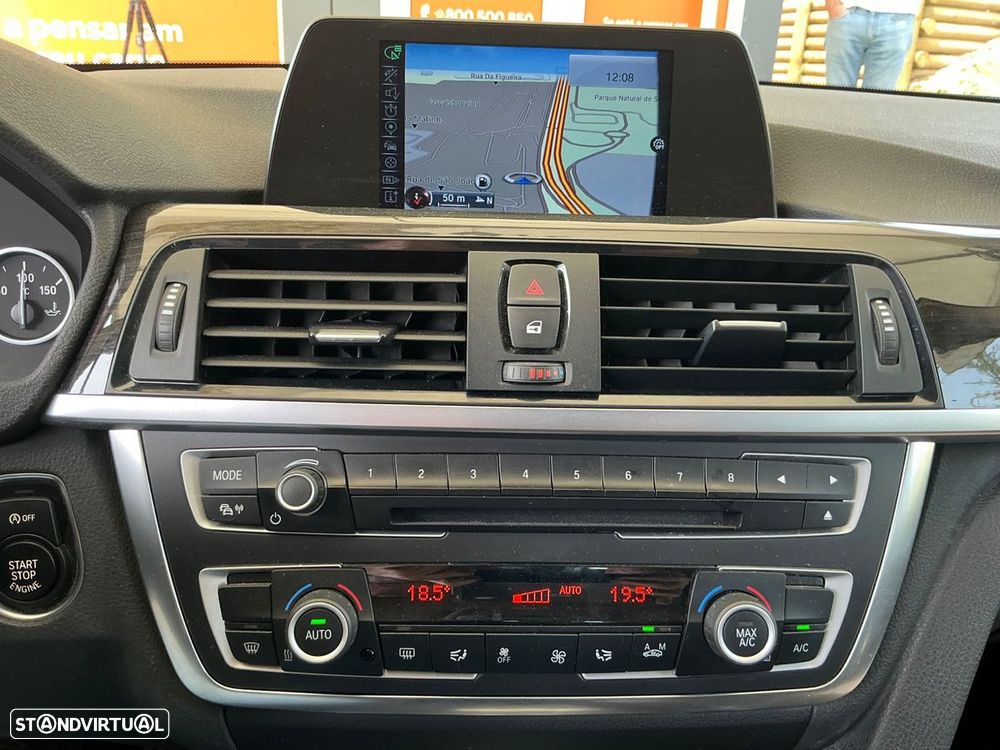 BMW 318 d Auto Line Luxury - 9