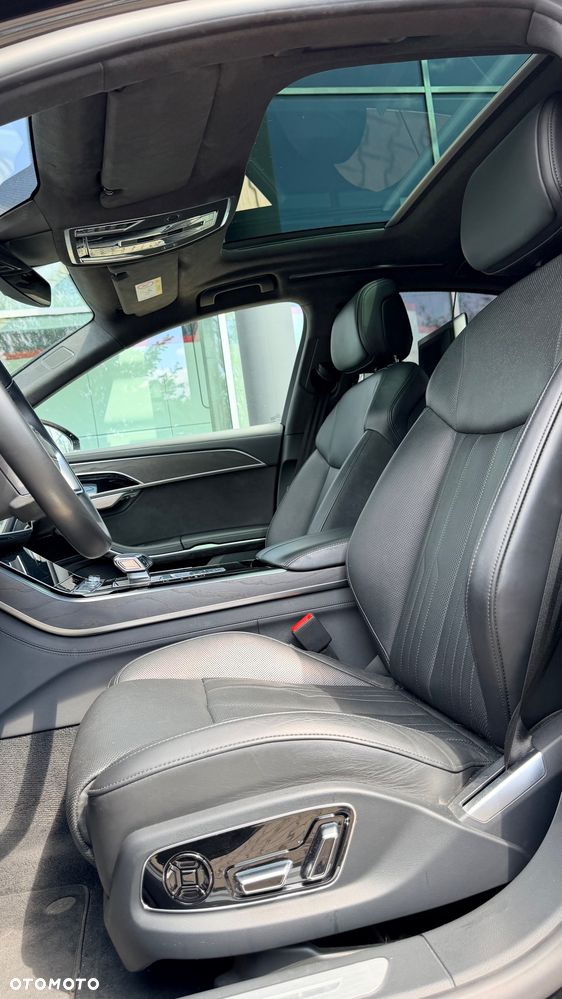 Audi A8 L 55 TFSI mHEV Quattro Tiptr - 31