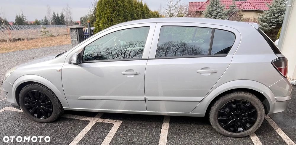 Opel Astra 1.9 CDTI Enjoy - 5