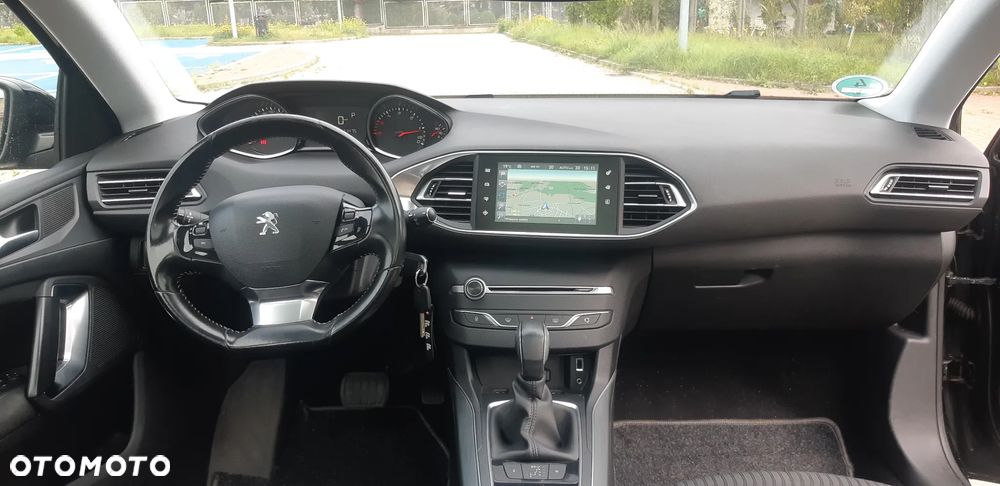 Peugeot 308 SW BlueHDi 150 Automatik Stop & Start Allure - 15