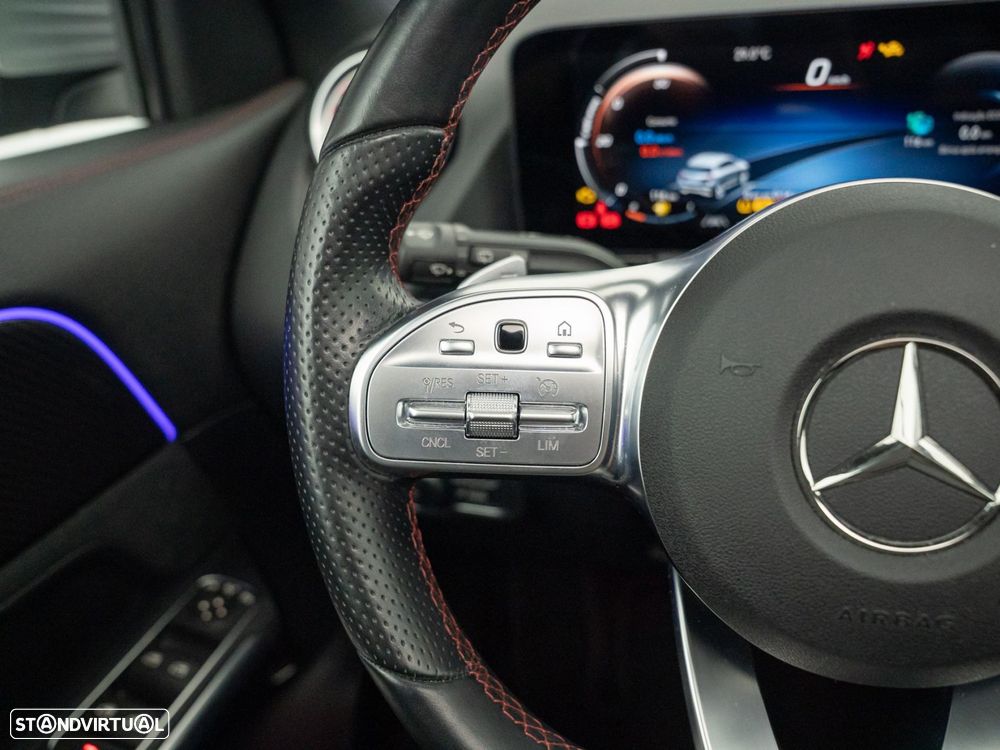 Mercedes-Benz GLA 250 e AMG Line - 24