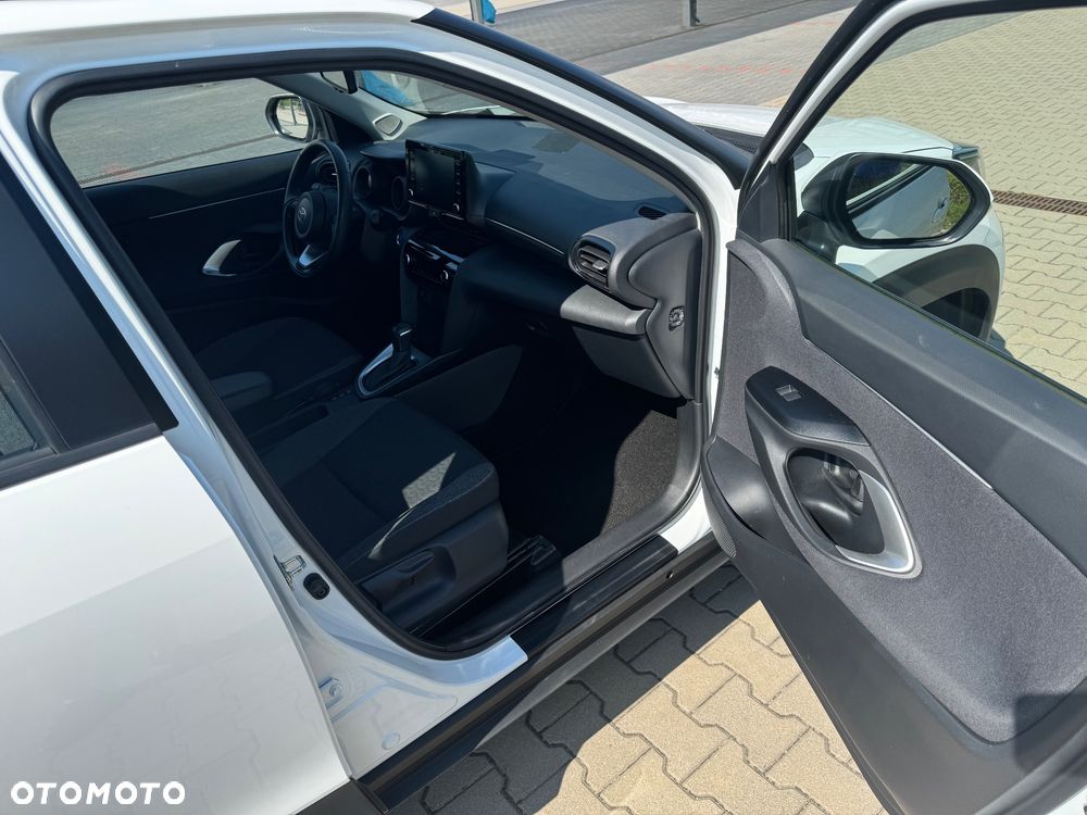 Toyota Yaris Cross Hybrid 1.5 Style - 18