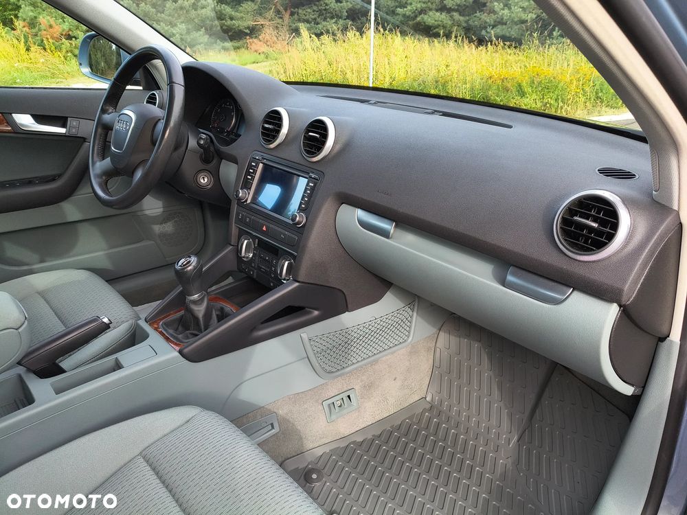 Audi A3 Sportback 1.4 TFSI S line Sportpaket (plus) - 24