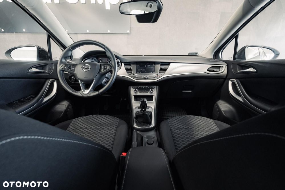 Opel Astra 1.2 T Edition S&S - 11
