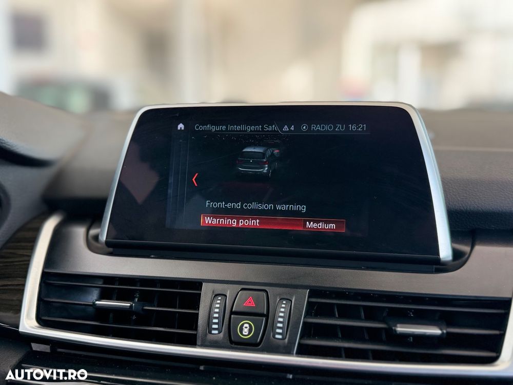 BMW Seria 2 218d Aut. Luxury Line - 31