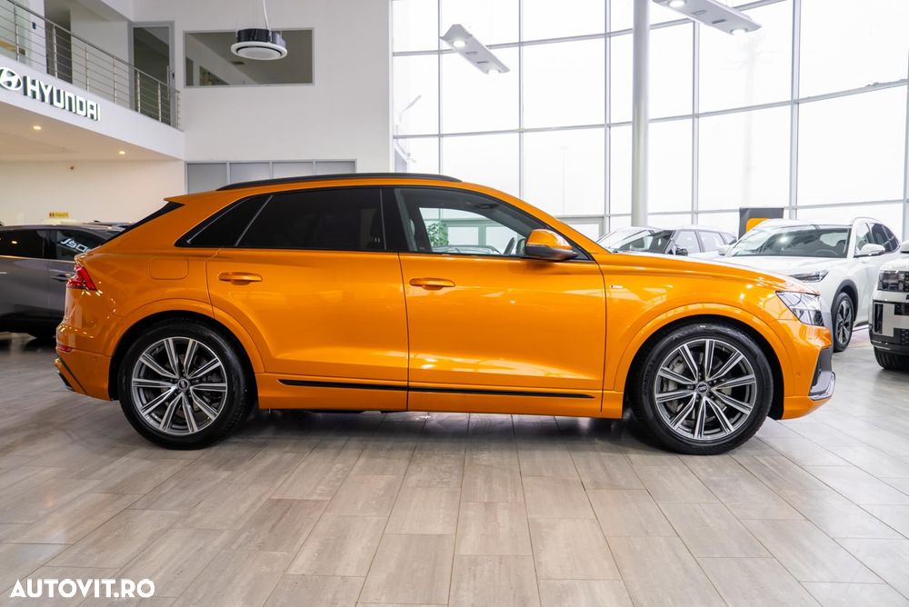 Audi Q8 55 TFSIe quattro tiptronic - 11