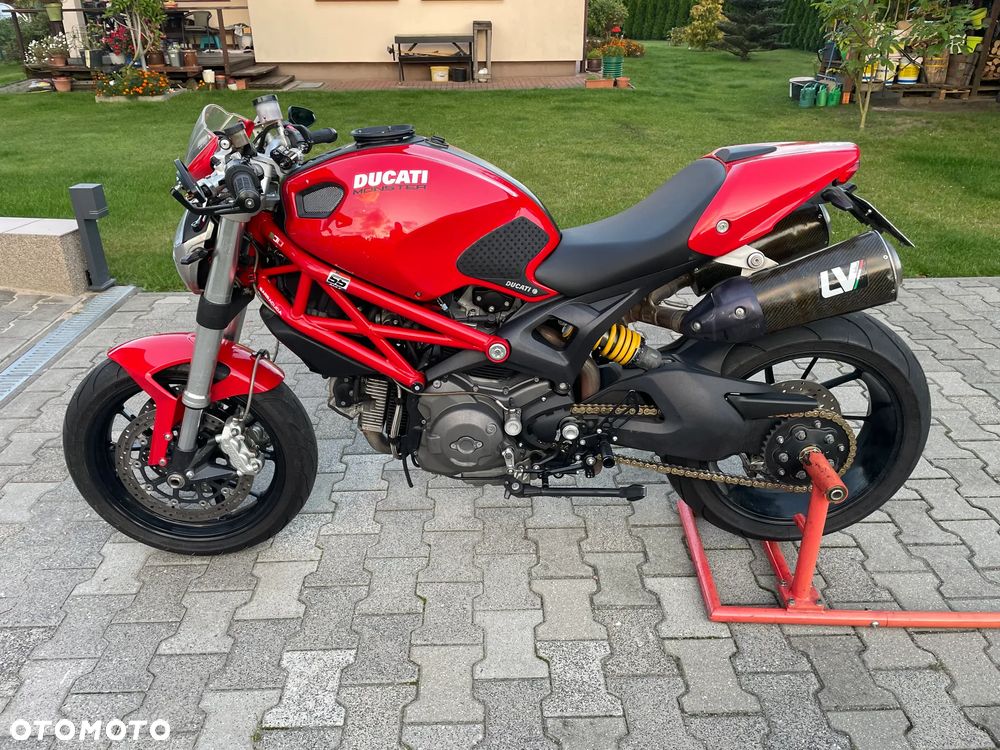 Ducati Monster - 2