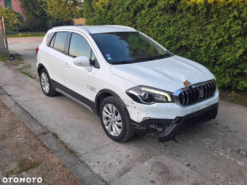 Suzuki SX4 S-Cross 1.4 T Premium 4WD - 6