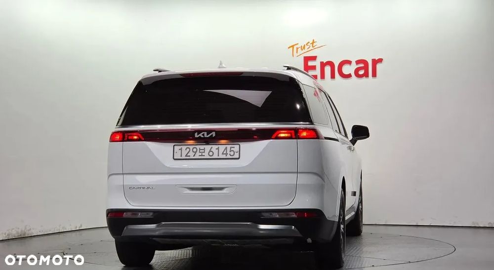 Kia Carnival 2022 photo 4