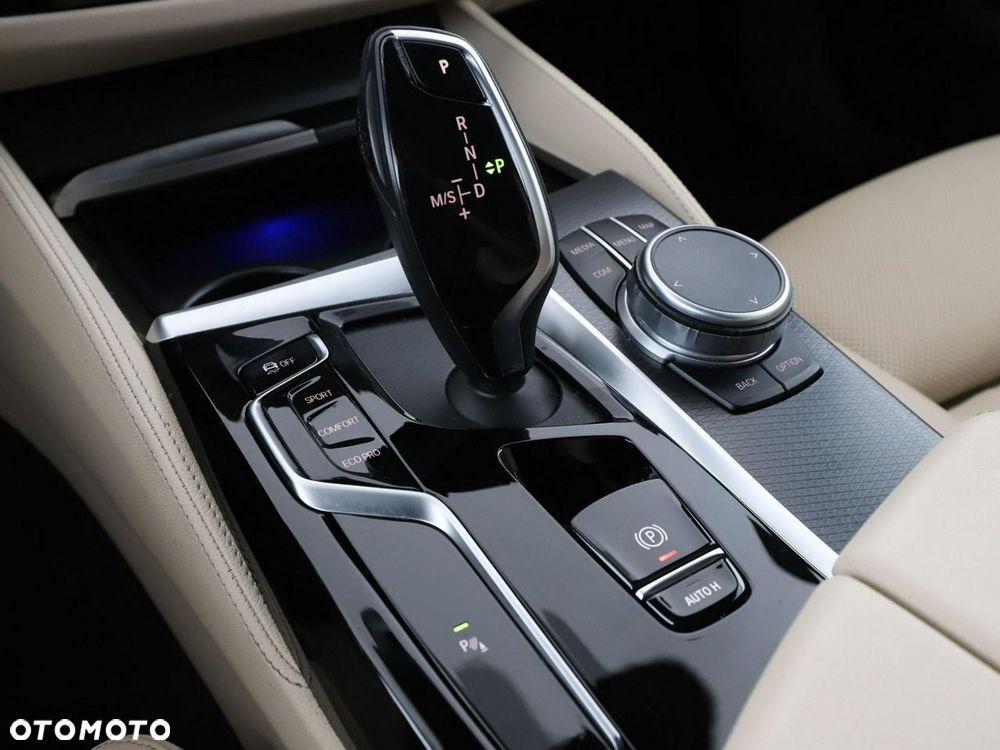 BMW Seria 5 520d xDrive mHEV M Sport sport - 30