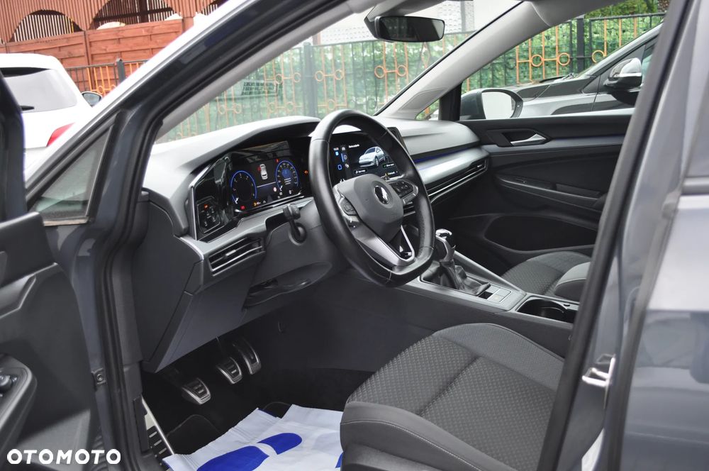 Volkswagen Golf 2.0 TDI SCR Active - 12