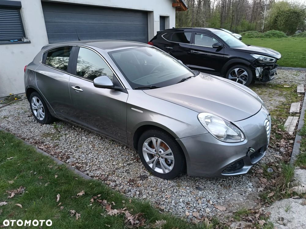 Alfa Romeo Giulietta 1.6 JTDM Distinctive - 7