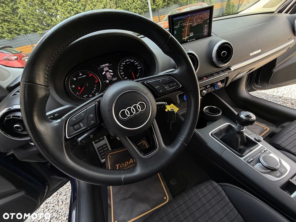 Audi A3 Sportback 2.0 TDI (clean diesel) Ambiente - 29