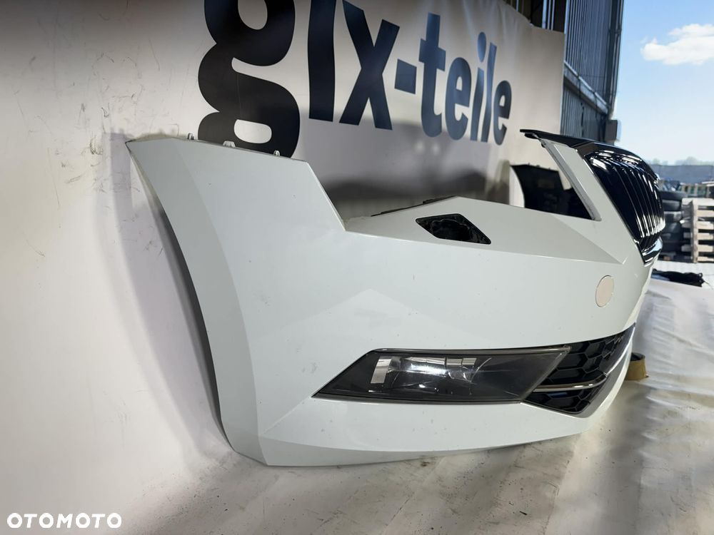 Skoda SuperB III Zderzak Przód Przedni Sprysk LF9E 15-19 3V0807221 - 5