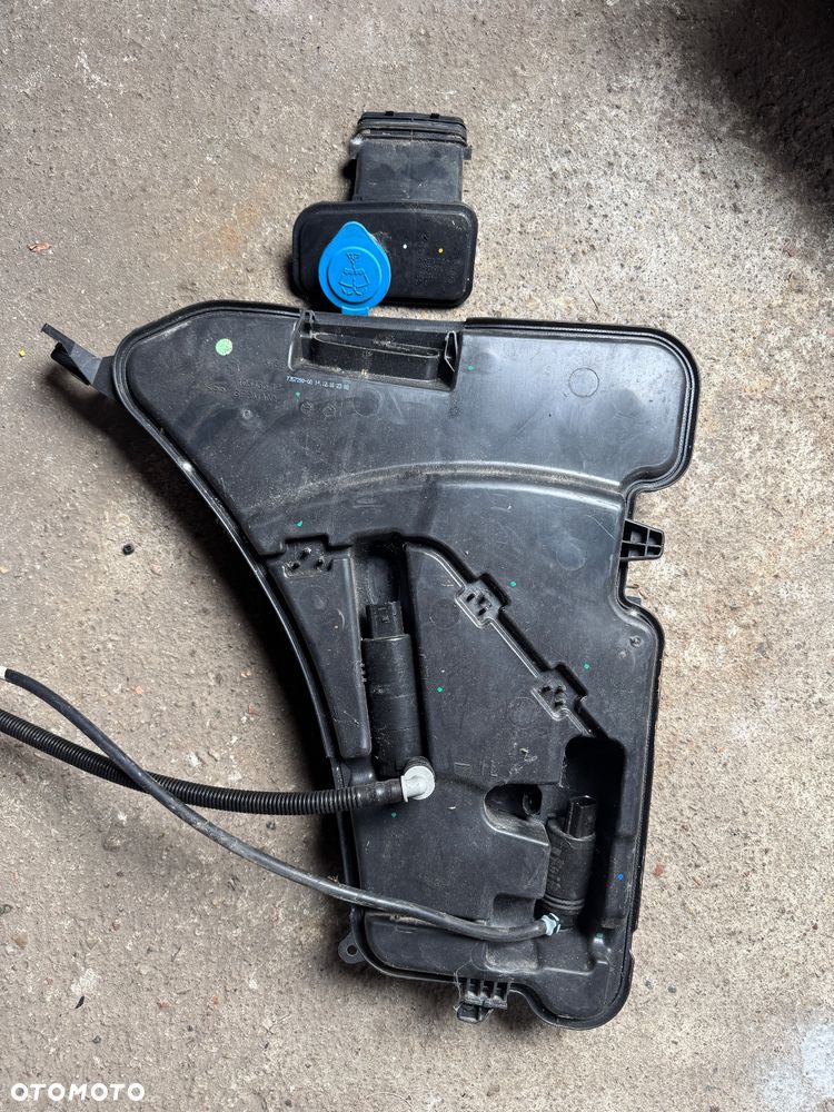 Zbiorniczek spryskiwaczy pompka BMW 7 G11 G12 komplet oryginał - 1